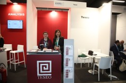 stand-0932